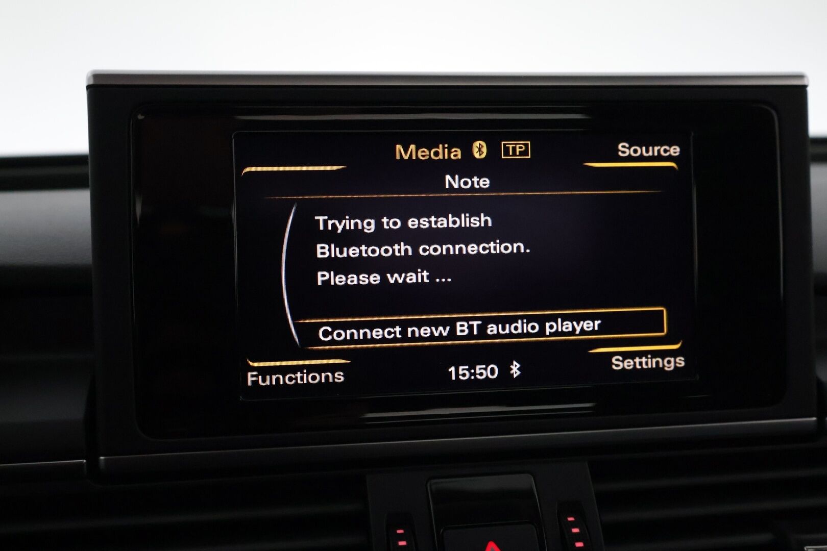 Audi A6 2012 Sedan 3,0 V6 TDI 150 kW quattro S tronic Start-Stop * / YritysOutlet - Myydään yrityksille / Vakkari / Tutkat / Taittuva vetokoukku / Lohkolämmitin / * - Myydään vain yrityksille / Ensimmäisellä omistajalla 14-vuotta ollut 3-litrainen Quattro / Säännöllisesti huollettu