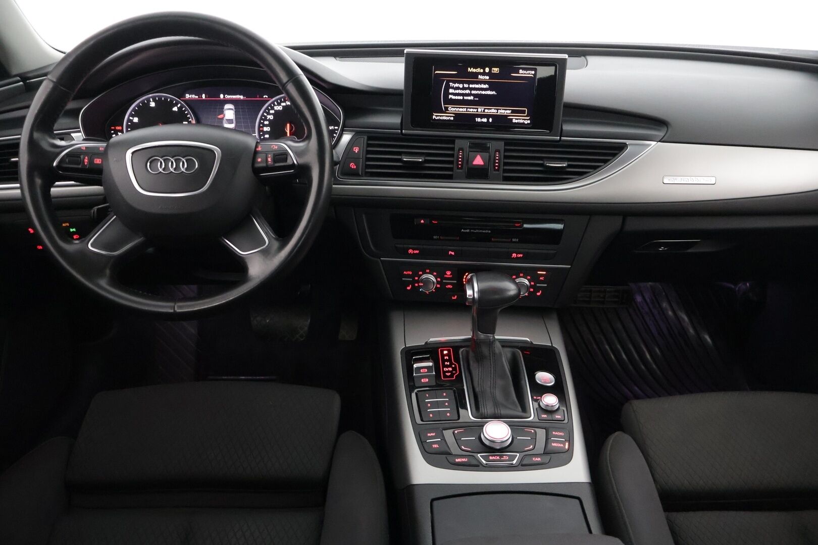 Audi A6 2012 Sedan 3,0 V6 TDI 150 kW quattro S tronic Start-Stop * / YritysOutlet - Myydään yrityksille / Vakkari / Tutkat / Taittuva vetokoukku / Lohkolämmitin / * - Myydään vain yrityksille / Ensimmäisellä omistajalla 14-vuotta ollut 3-litrainen Quattro / Säännöllisesti huollettu