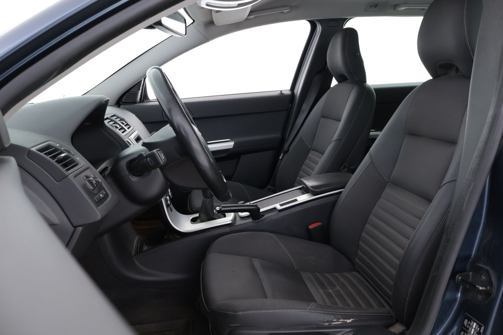 Volvo V50 2011 1,6D DRIVe S/S Classic- YritysOutlet - Myydään vain yrityksille - – Tämä auto myydään YritysOutlet -valikoimasta vain yritykselle