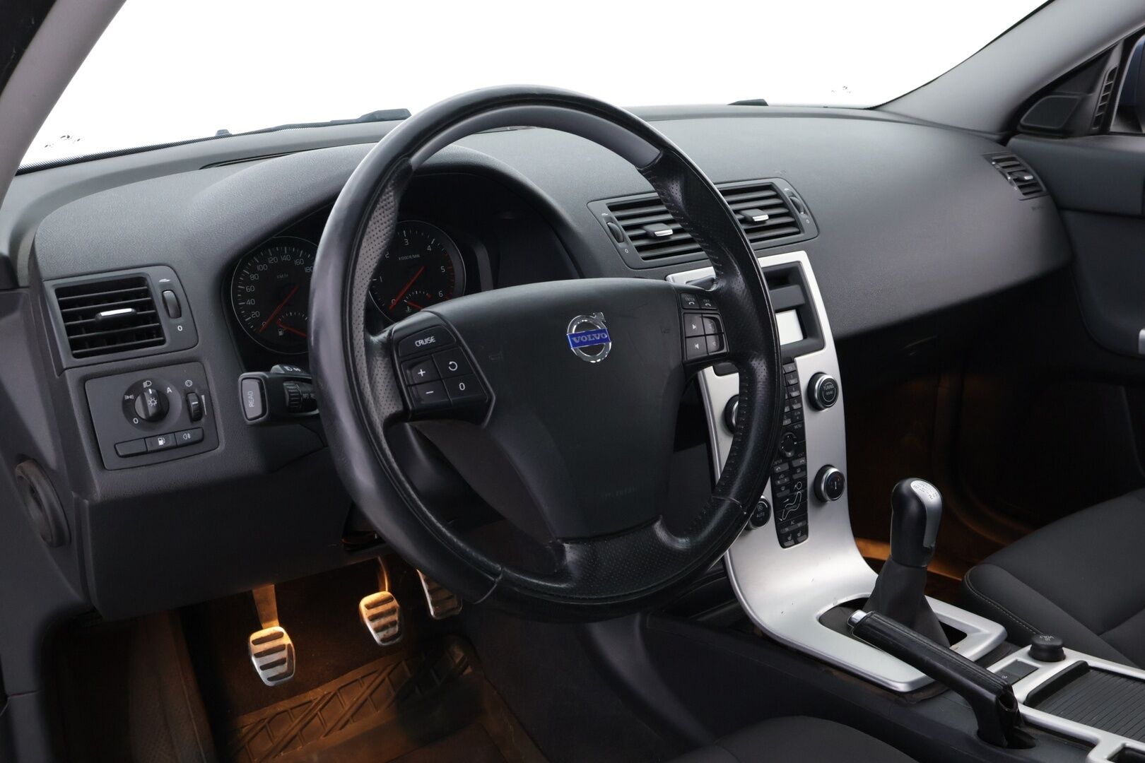 Volvo V50 2011 1,6D DRIVe S/S Classic- YritysOutlet - Myydään vain yrityksille - – Tämä auto myydään YritysOutlet -valikoimasta vain yritykselle