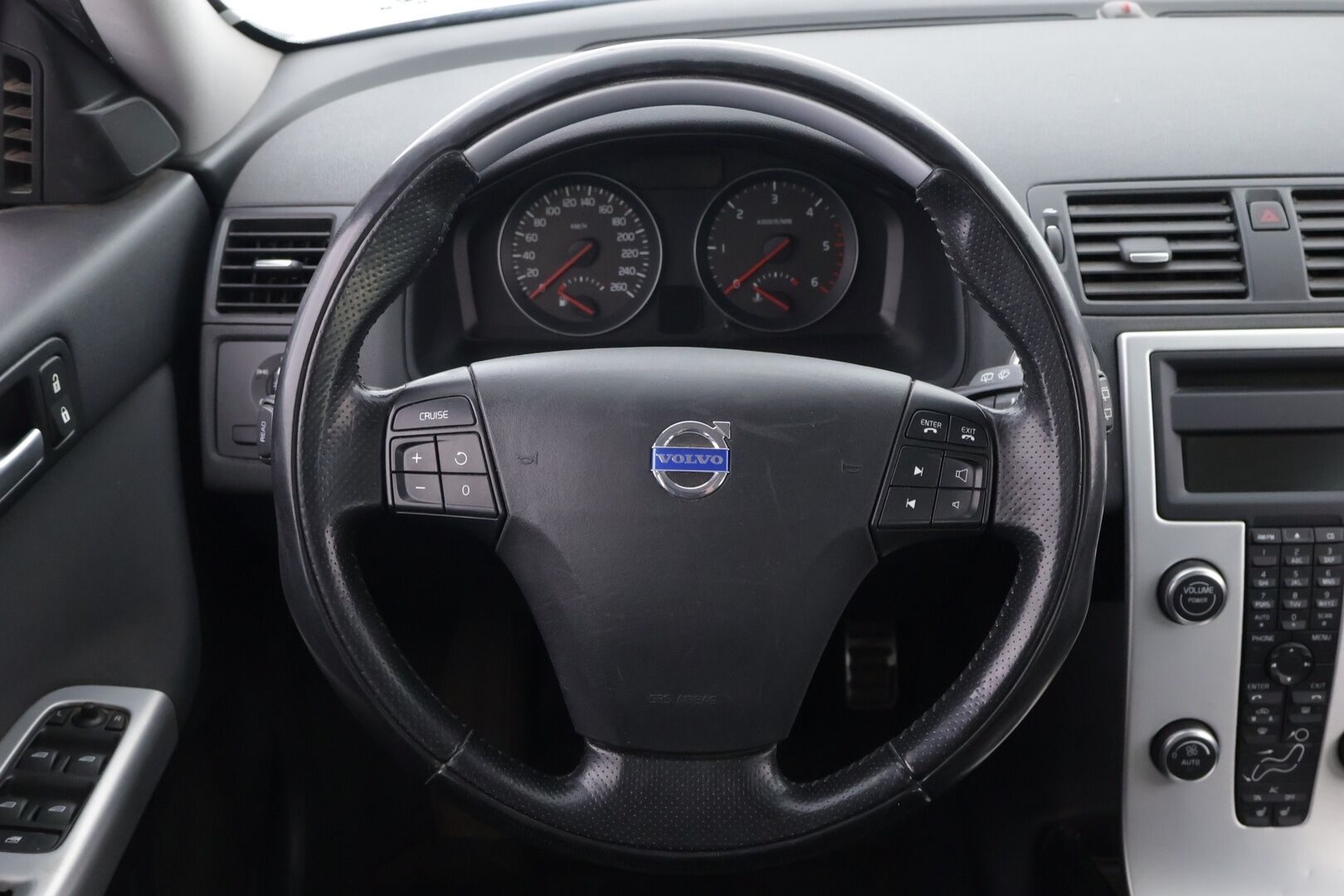 Volvo V50 2011 1,6D DRIVe S/S Classic- YritysOutlet - Myydään vain yrityksille - – Tämä auto myydään YritysOutlet -valikoimasta vain yritykselle