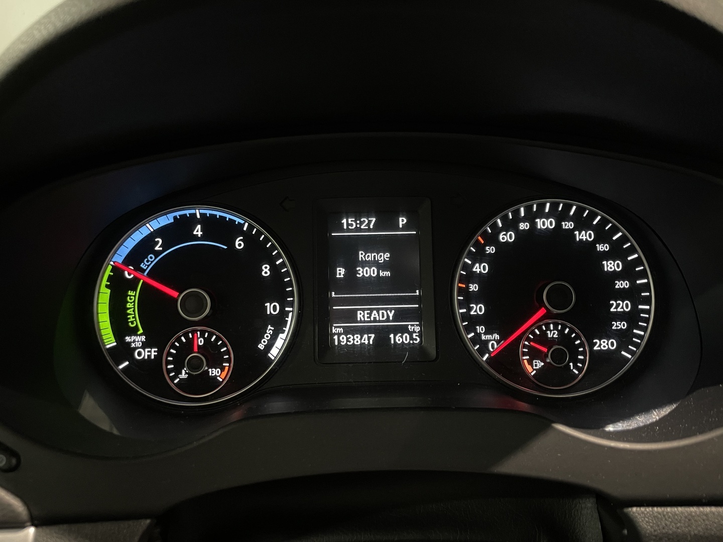 Volkswagen Jetta 2014 Hybrid 1,4 TSI 110 kW (150 hv) DSG-aut. - YritysOutlet - Myydään vain yrityksille - | Leima 06/2027 | Vakkari | Xenon | Kahdet renkaat/vanteet | Siisti! |