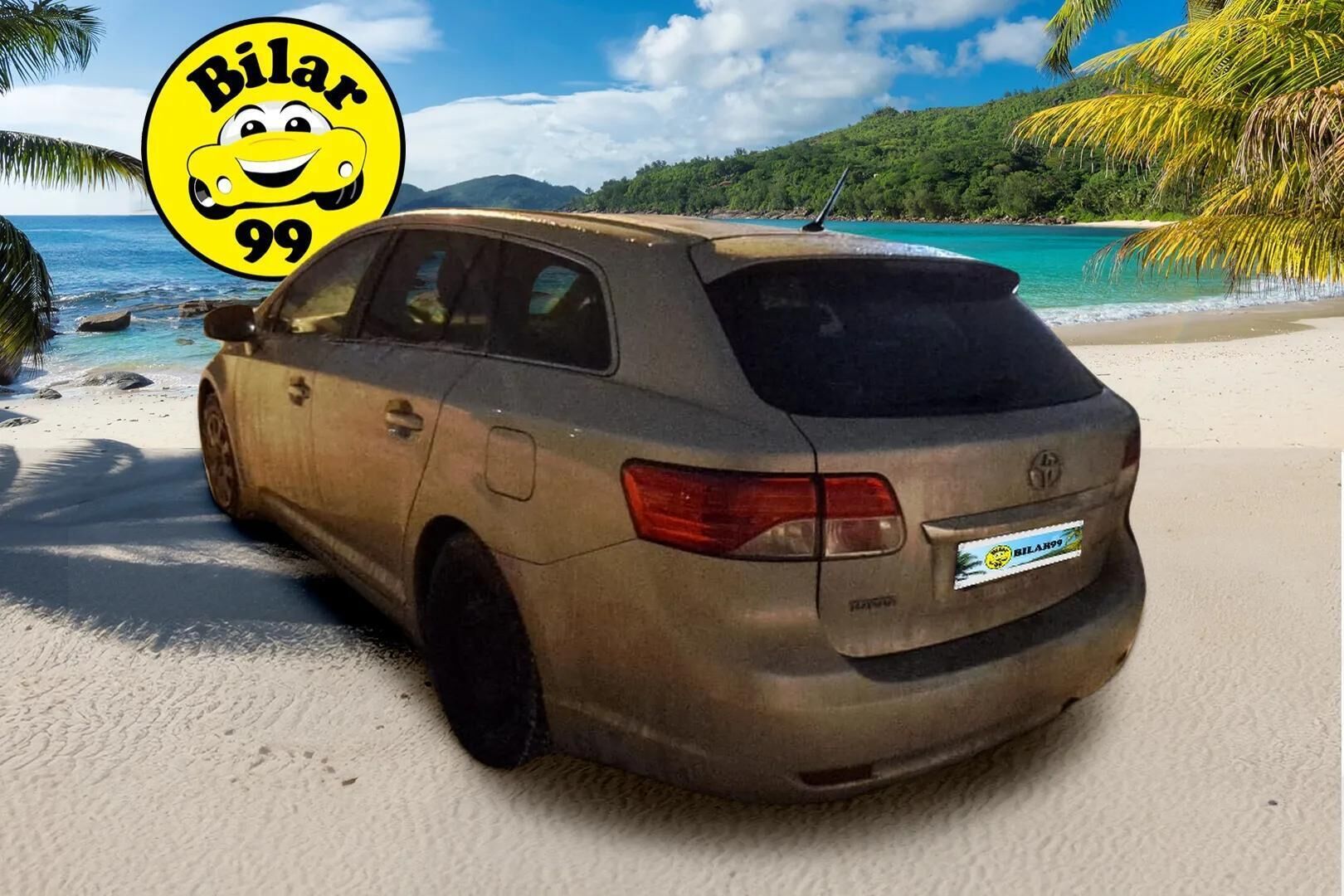 Toyota Avensis 2013 1,8 Valvematic Active Wagon* P-kamera / Lohkolämmitin / Navi / Vetokoukku * - * Kahdet renkaat / särmä huoltohistoria / Juuri huollettu *