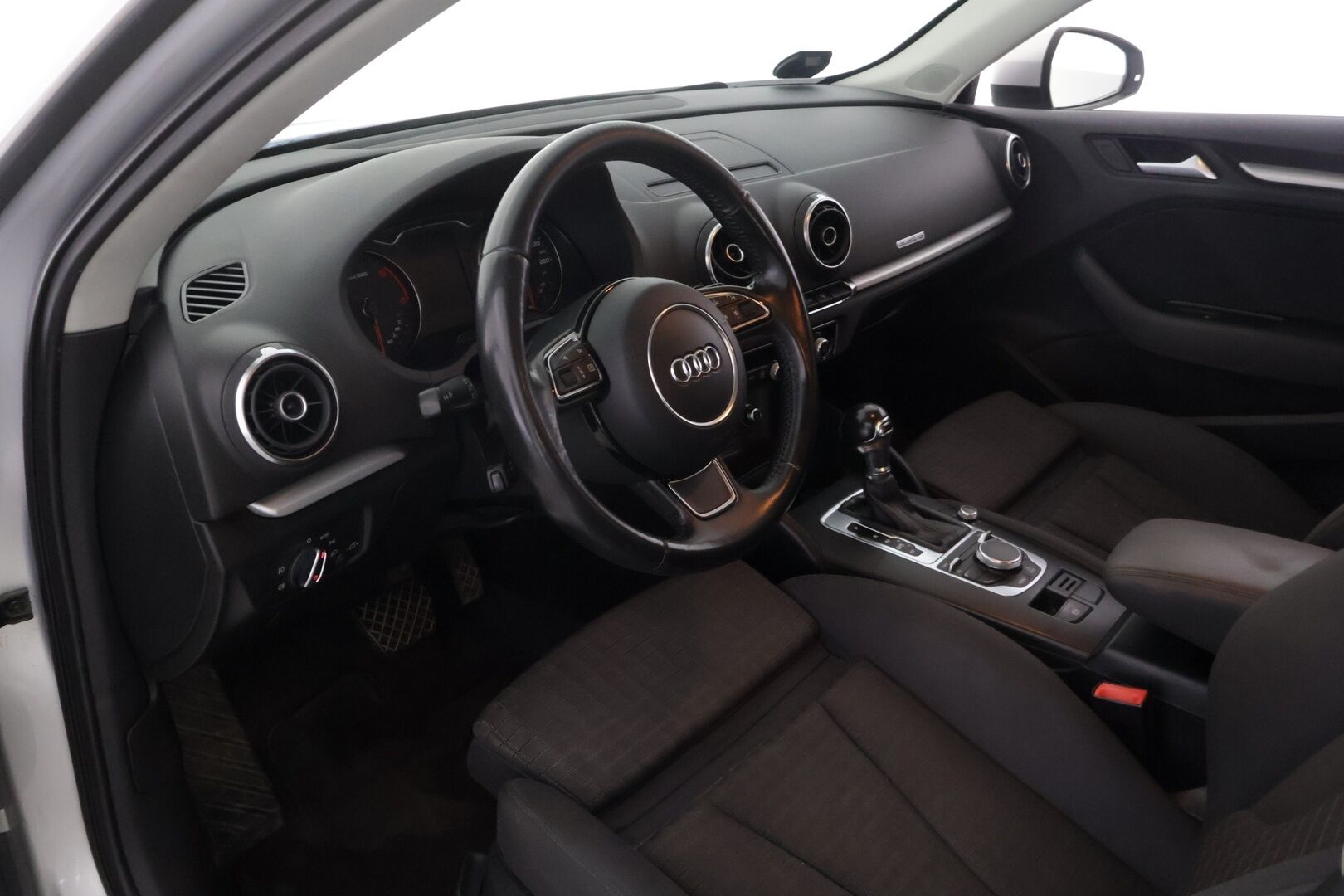 Audi A3 2014 Sportback Business Sport 2.0 TDI 135 kW quattro S tronic *Myydään Huutokaupat.com*