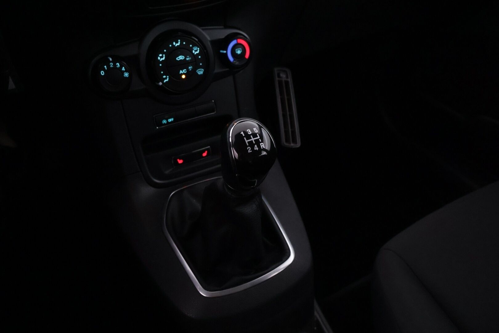 Ford Fiesta 2013 1,0 65hv Start/Stop Trend M5 5-ovinen - Myydään huutokaupat.com*