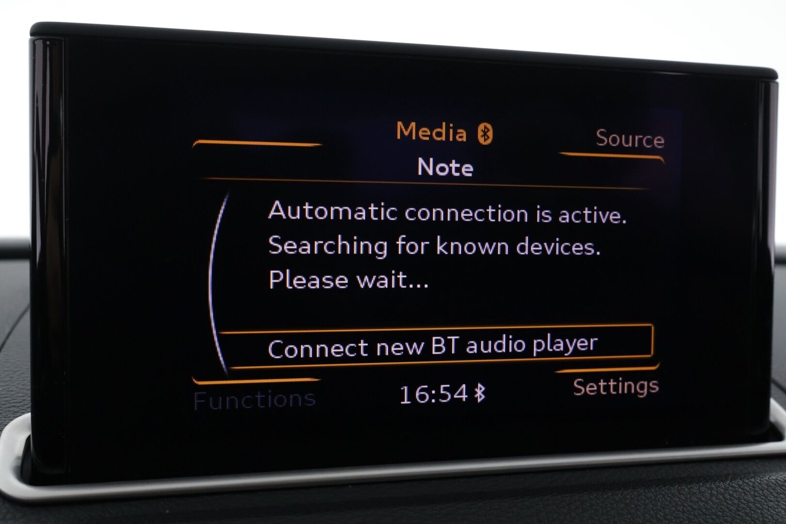 Audi A3 2014 Sedan Business 1,4 TFSI 92 kW * Suomi-auto / Vakkari / Lohko / Start-stop / Parkkitutka *