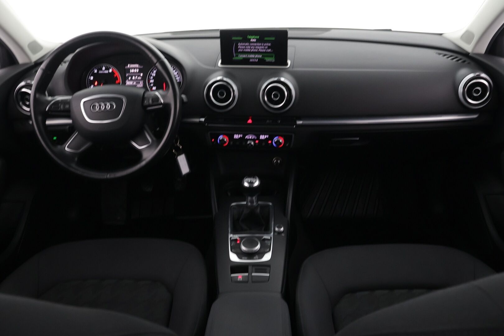 Audi A3 2014 Sedan Business 1,4 TFSI 92 kW - | Suomi-auto | Vakkari | Lohko | Start-stop | Parkkitutka |