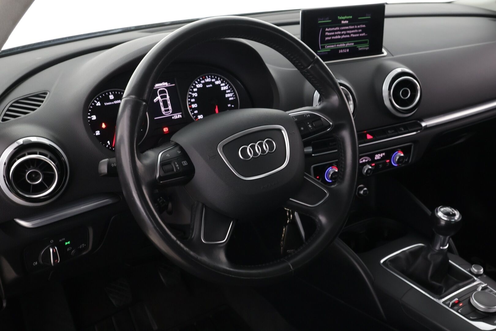 Audi A3 2014 Sedan Business 1,4 TFSI 92 kW - | Suomi-auto | Vakkari | Lohko | Start-stop | Parkkitutka |