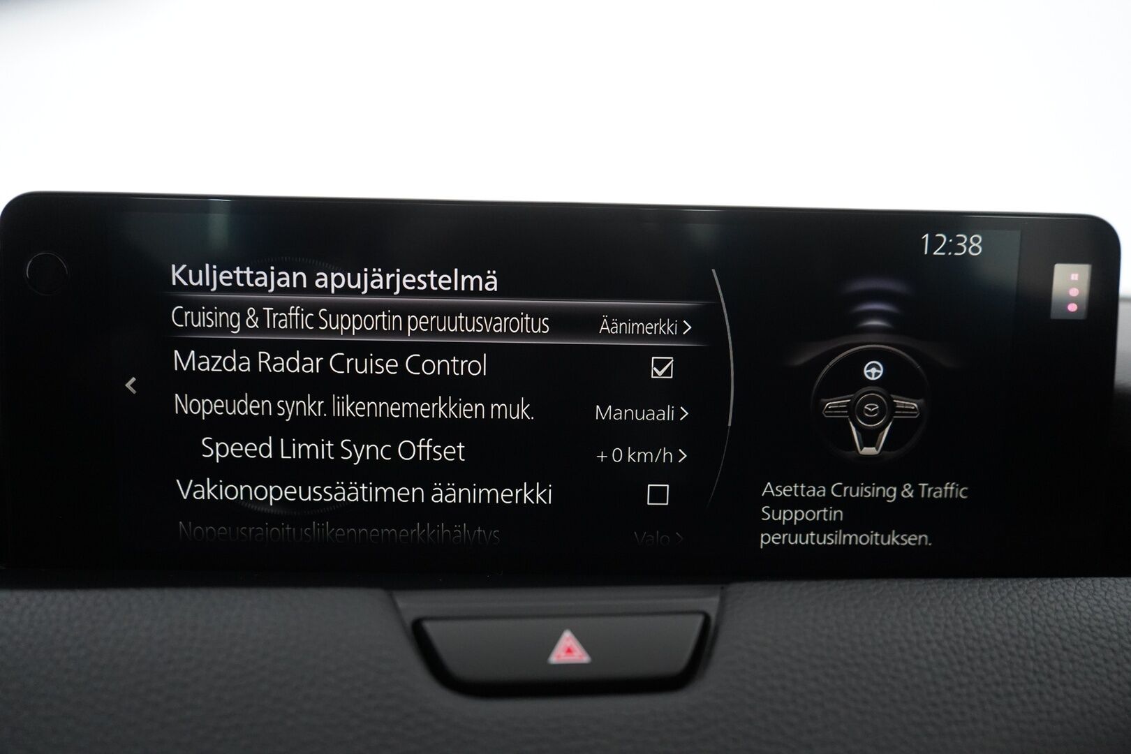 Mazda CX-60 2023 2.5 PHEV 8AT AWD Homura Comfort *ACC / Kamera / BLIS / HUD / Keyless* - 3,99 % KORKOTARJOUS TÄHÄN AUTOON - 1.om Suomi-auto / Merkkihuoltohistoria / Myydään juuri huollettuna / Kahdet renkaat alumiinivantein