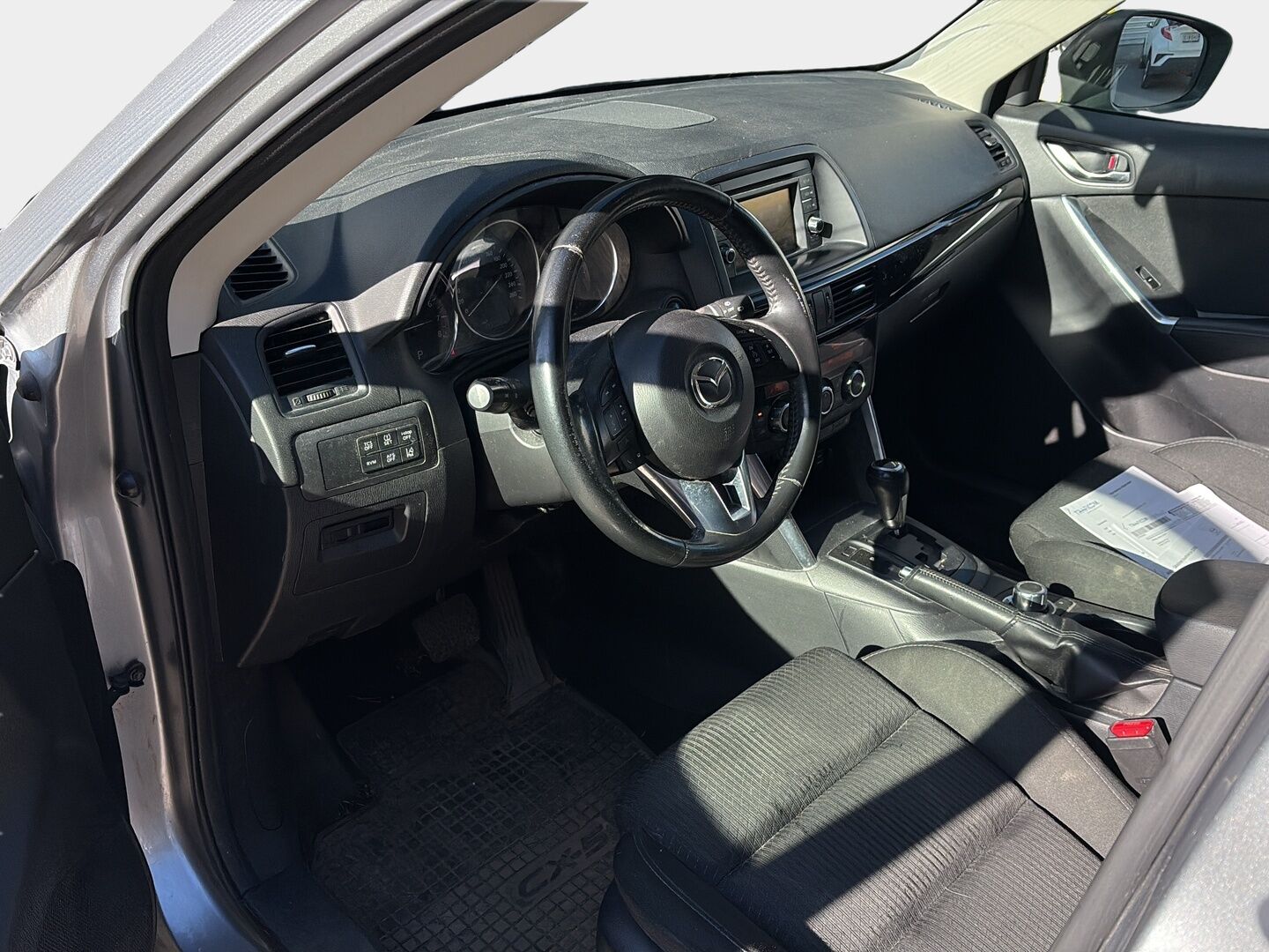 Mazda CX-5 2014 2,0 SKYACTIV-G Touring Business 6AT 5d AWD Q07 * 2Om Suomiauto / Vetokoukku / Lohko&Sisäpistoke / Peruutustutkat / Vakkari - Xenon / Merkkihuollot / Juuri tullut Tampereelle! - HULLUT AVAJAISHULINAT KORKOTARJOUS 3,29 %