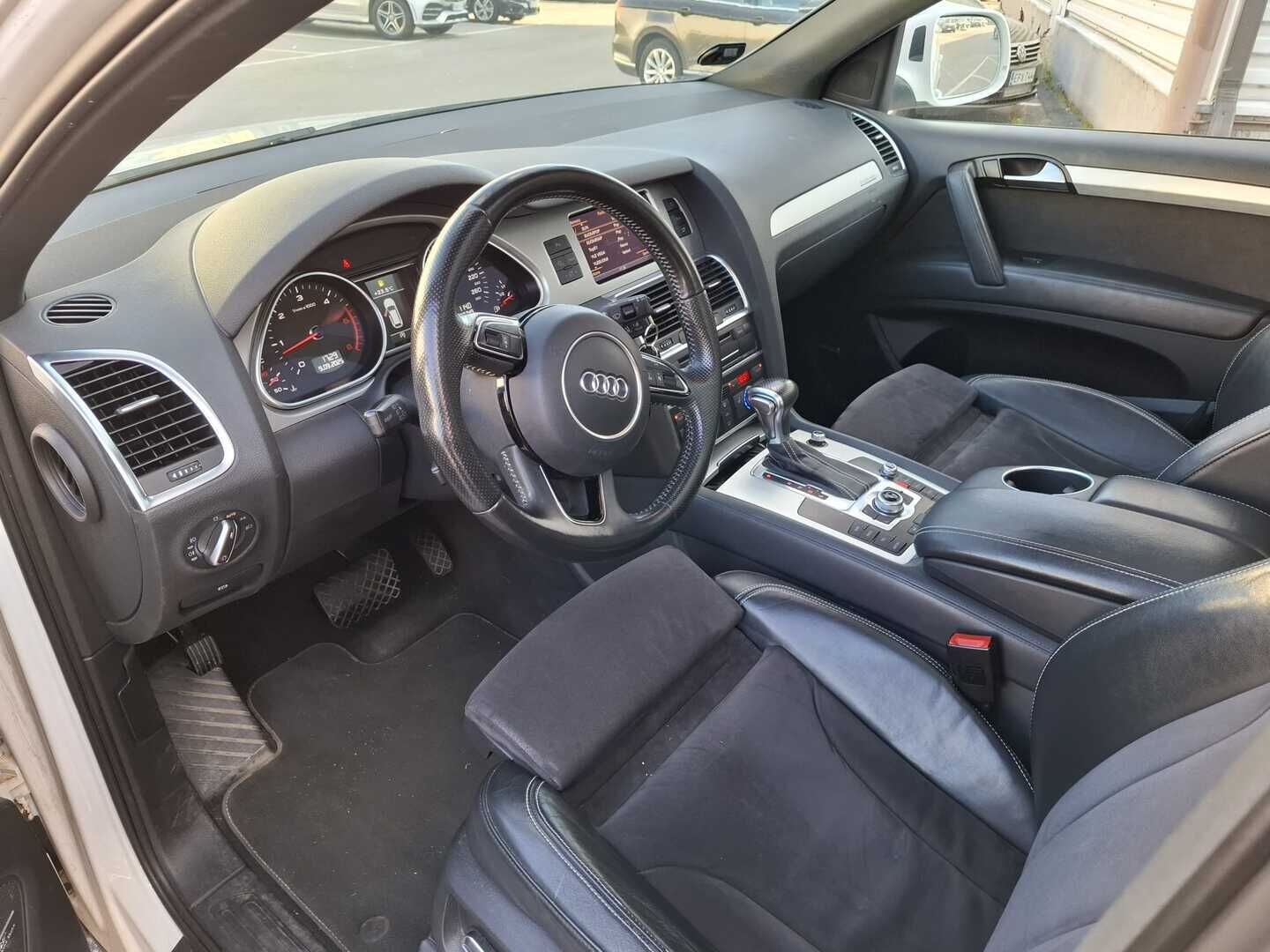 Audi Q7 2013 3.0TDI V6 S-line Quattro tiptronic-autom. - "6-Paikkainen / S-line / Jakoketju vaihdettu / Webasto / Koukku / P-kamera / Bose / Nahka-Alcantra / Panorama / Kattavasti varusteltu*