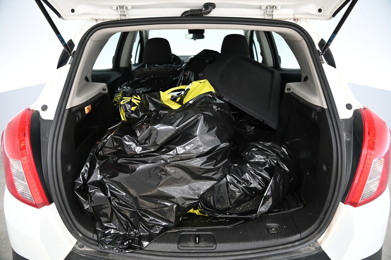 Opel Mokka 2014 5-ov Enjoy 1,4 Turbo Start/Stop 4x4 103kW MT6*Lohko / Vakkari / BT* - *1-omisteinen / Suomi-auto / Siisti*