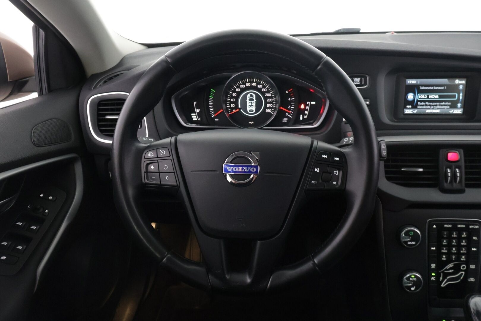 Volvo V40 2014 D2 Business aut - YritysOutlet - Myydään vain yrityksille