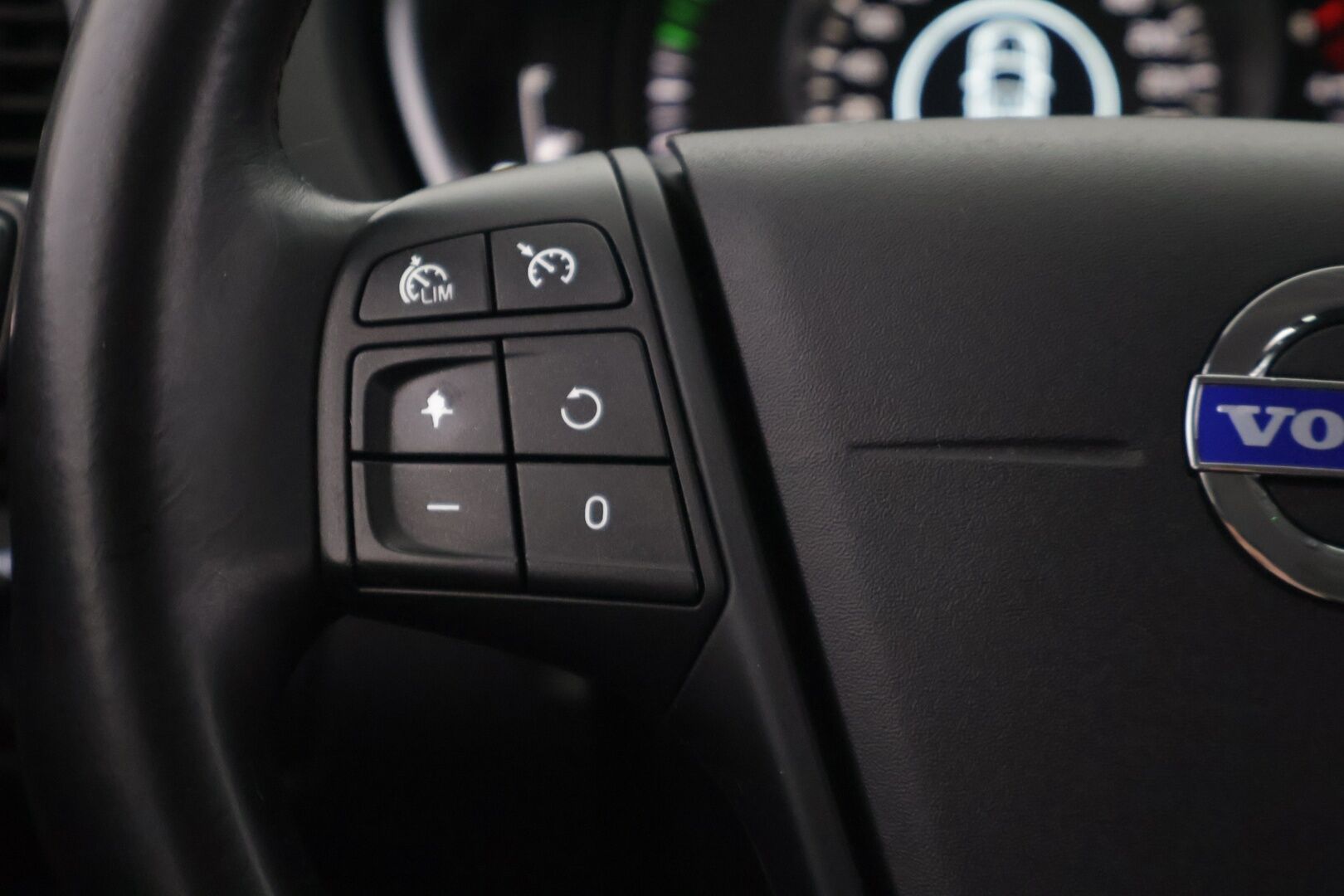 Volvo V40 2014 D2 Business aut - YritysOutlet - Myydään vain yrityksille