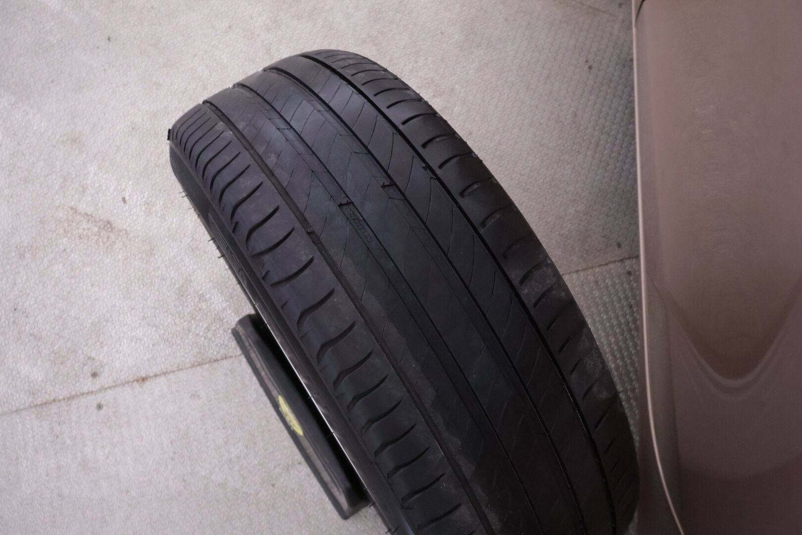 Volvo V40 2014 D2 Business aut - YritysOutlet - Myydään vain yrityksille