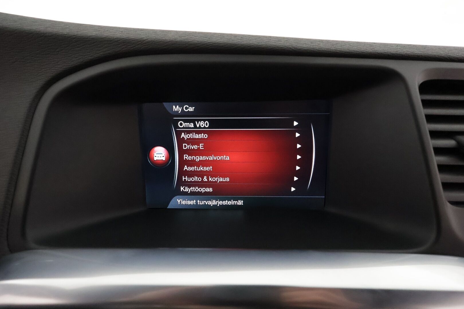 Volvo V60 2015 D4 Ocean Race Business aut **1-om Suomi-auto / Webasto / Vakkari / Koukku / Nahkasisusta / Kahdet renkaat**