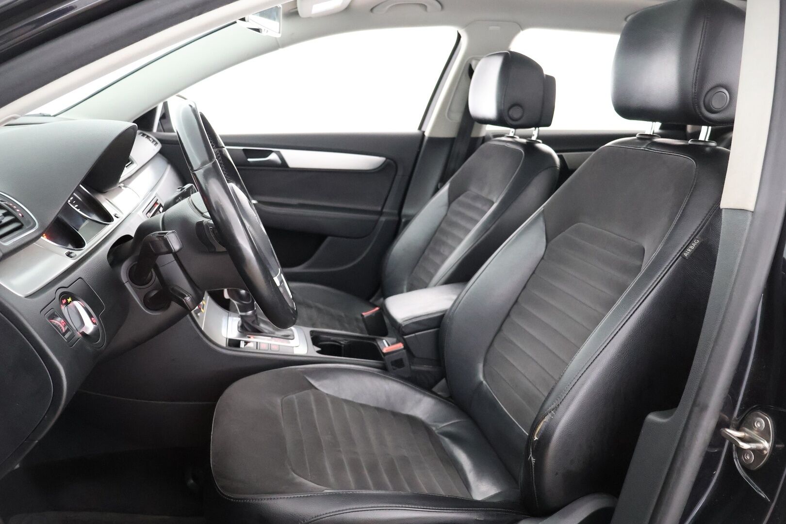 Volkswagen Passat 2015 Variant Highline 2,0 TDI 103 kW (140 hv) BlueMotion Technology DSG-automaatti - YritysOutlet - Myydään vain yrityksille