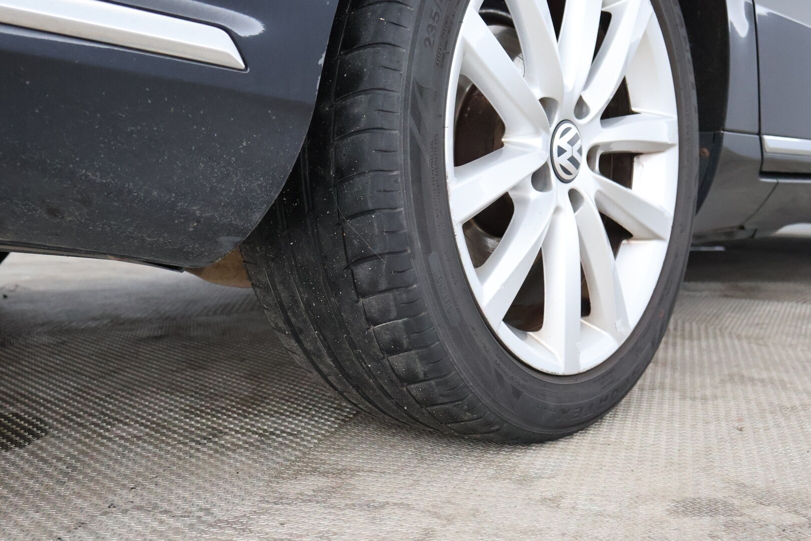 Volkswagen Passat 2015 Variant Highline 2,0 TDI 103 kW (140 hv) BlueMotion Technology DSG-automaatti - YritysOutlet - Myydään vain yrityksille