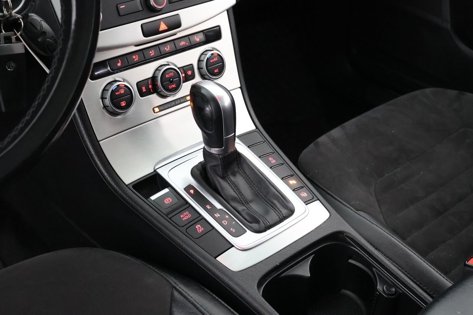 Volkswagen Passat 2015 Variant Highline 2,0 TDI 103 kW (140 hv) BlueMotion Technology DSG-automaatti - YritysOutlet - Myydään vain yrityksille