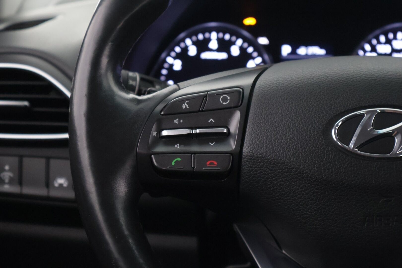 Hyundai I30 2018 Fastback 1,4 T-GDI 7DCT-aut Comfort - Peruutuskamera / Navigointi /  Vakkari / Lohkolämmitin / keyless go / Suomi-auto*