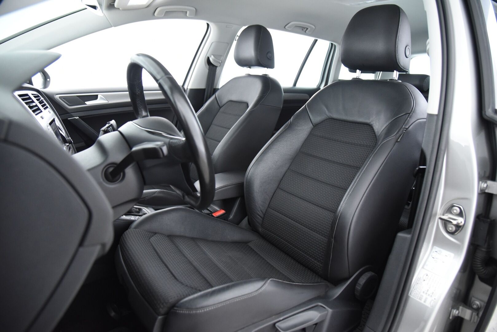 Volkswagen Golf 2015 Variant Comfortline Edition 40 1,4 TSI 90 kW (122 hv) BMT DSG-automaatti - 2-omisteinen Suomi-auto