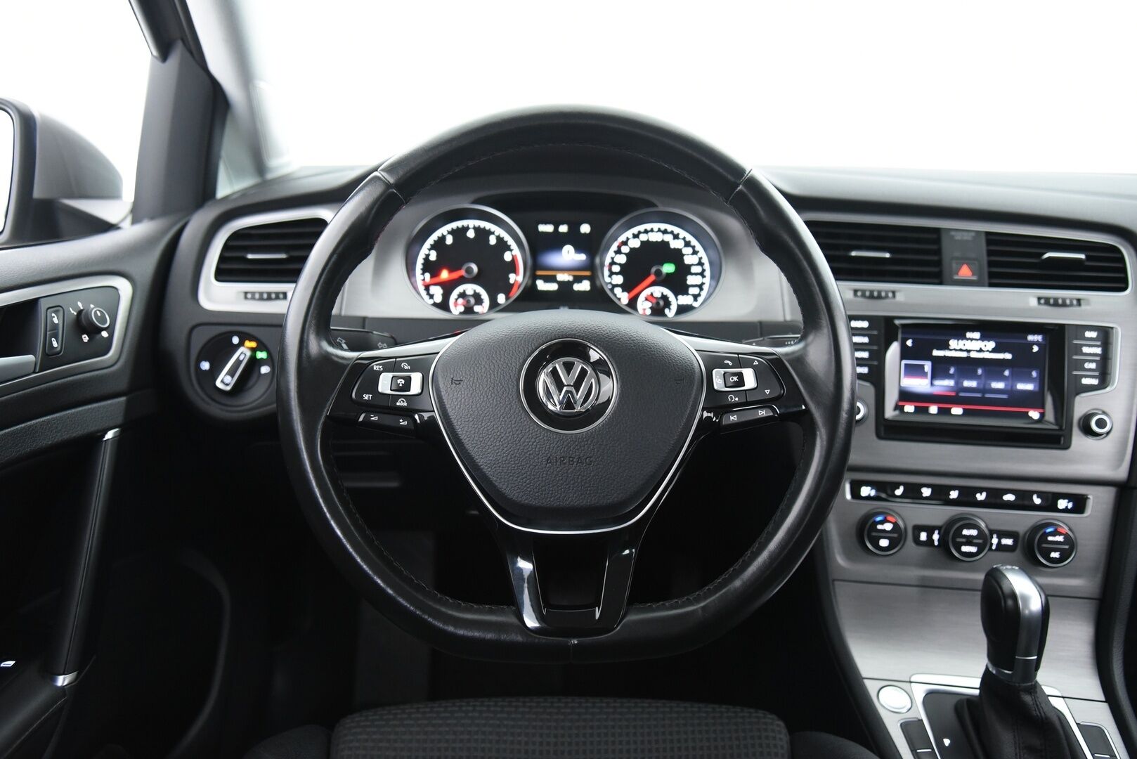 Volkswagen Golf 2015 Variant Comfortline Edition 40 1,4 TSI 90 kW (122 hv) BMT DSG-automaatti - 2-omisteinen Suomi-auto