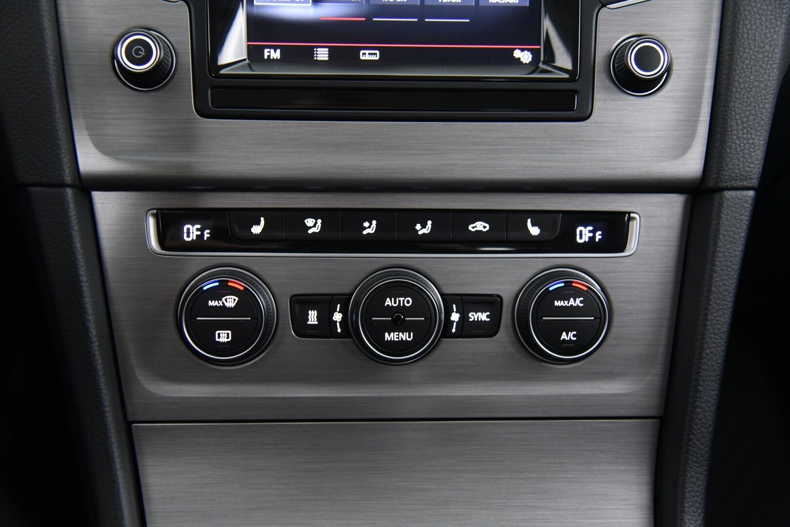 Volkswagen Golf 2015 Variant Comfortline Edition 40 1,4 TSI 90 kW (122 hv) BMT DSG-automaatti - 2-omisteinen Suomi-auto