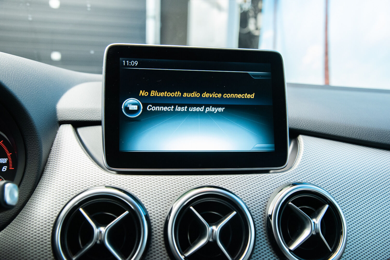 Mercedes-Benz B 2015 200 CDI 4Matic A Premium Business *Webasto / Kamera / Koukku / LED* - Suomi-auto / Kahdet renkaat vanteilla