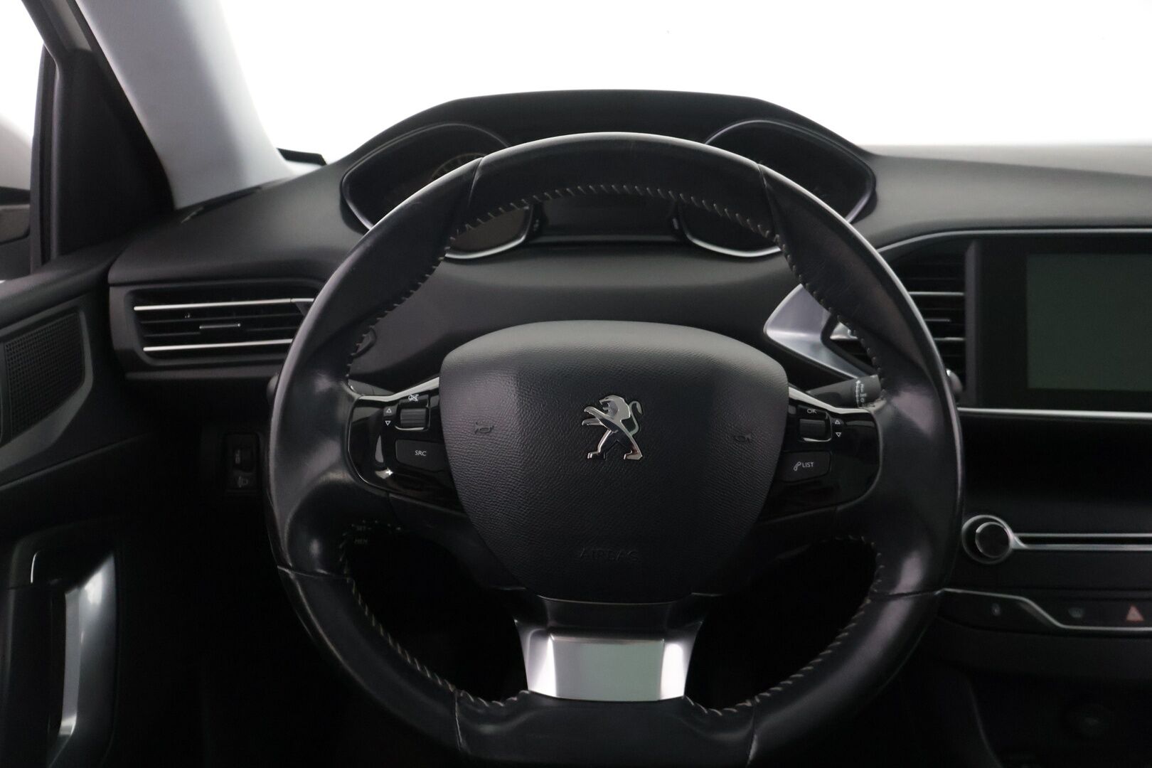 Peugeot 308 2014 SW Active PureTech 130 *Myydään huutokaupat.com*