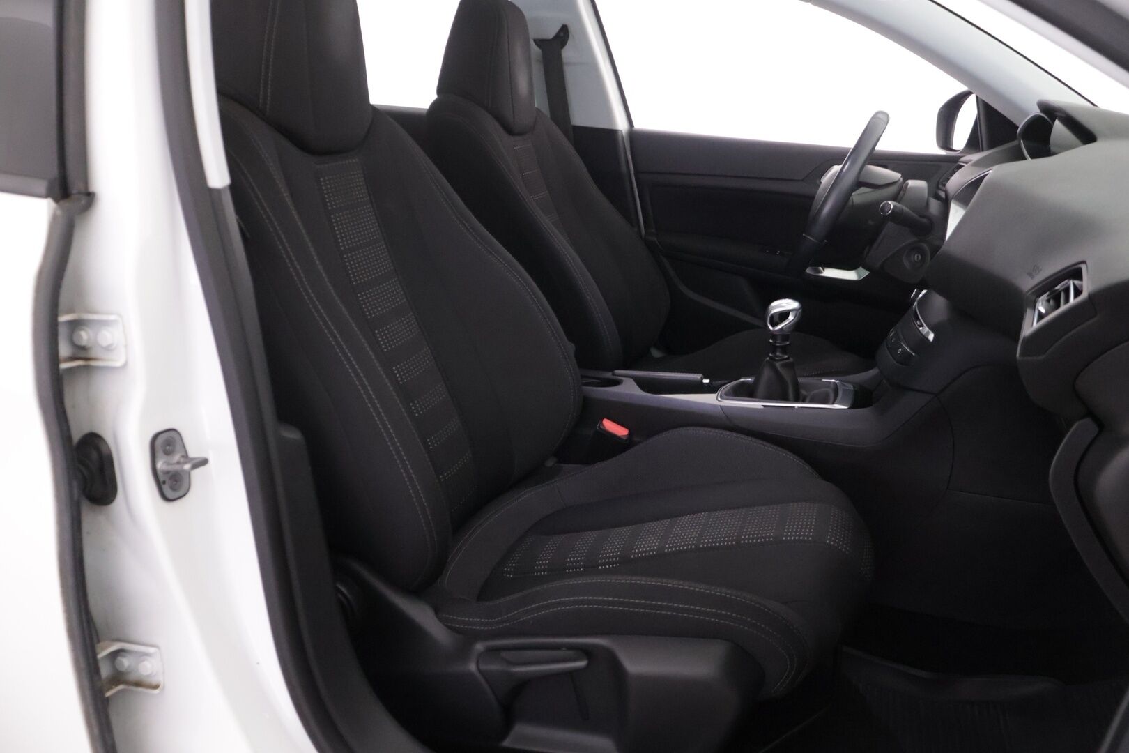 Peugeot 308 2014 SW Active PureTech 130 *Myydään huutokaupat.com*