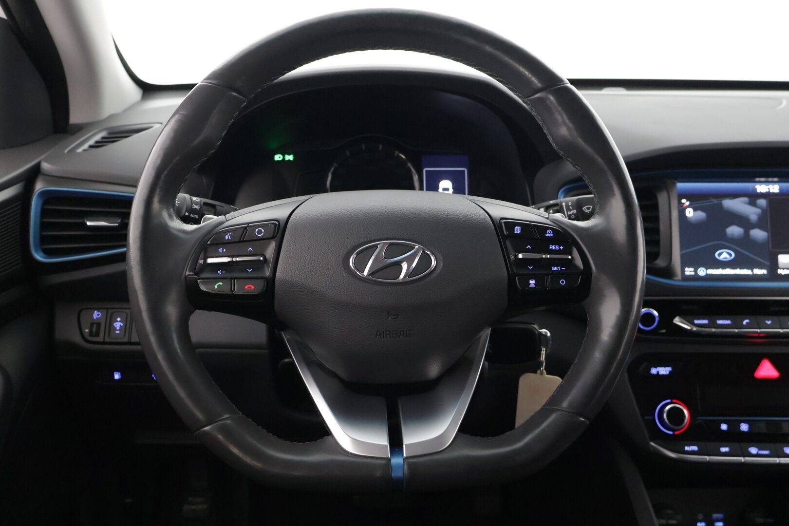 Hyundai IONIQ hybrid 2018 DCT Comfort * Adapt. Vakkari / P. Kamera / Läm.Ratti / Kaistavahti / Apple carplay / Android auto * - 2x Renkaat ja vanteet / Hyvä huoltohistoria / Suomi-auto *