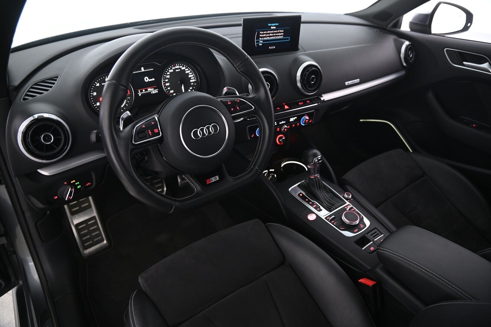 Audi S3 2014 2.0 TFSI Sportback 221 kW quattro S tronic - Juuri katsastettu & Huollettu | Bang & Olufsen | Panorama | BBS | Vähän ajettu