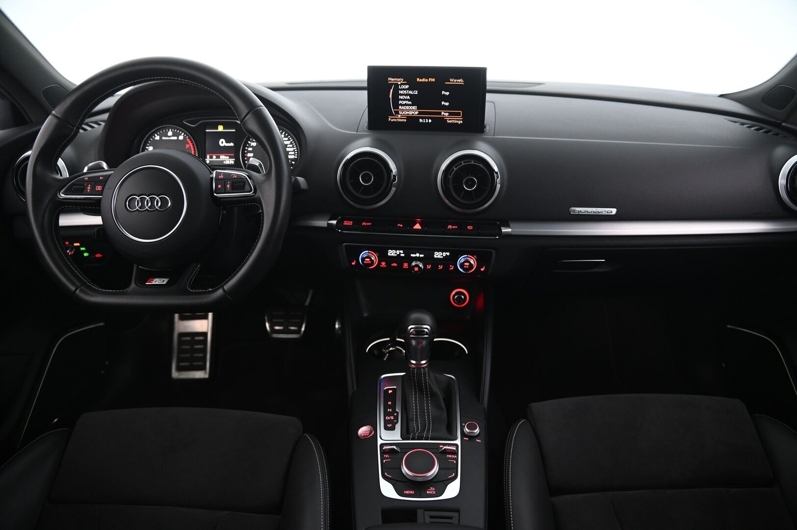Audi S3 2013 2.0 TFSI Sportback 221 kW quattro S tronic - Juuri katsastettu & Huollettu | Bang & Olufsen | Panorama | BBS | Vähän ajettu