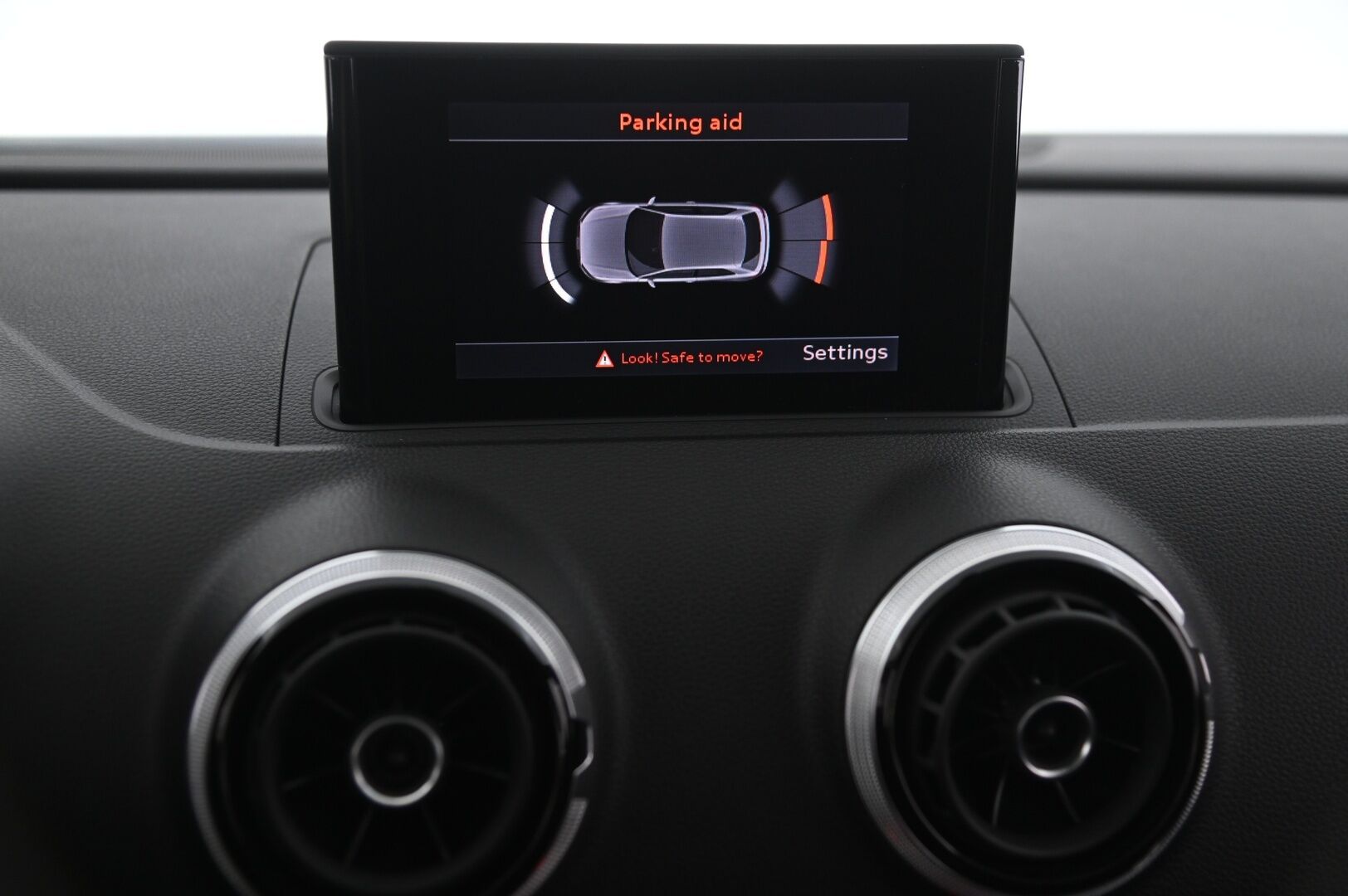 Audi S3 2013 2.0 TFSI Sportback 221 kW quattro S tronic - Juuri katsastettu & Huollettu | Bang & Olufsen | Panorama | BBS | Vähän ajettu