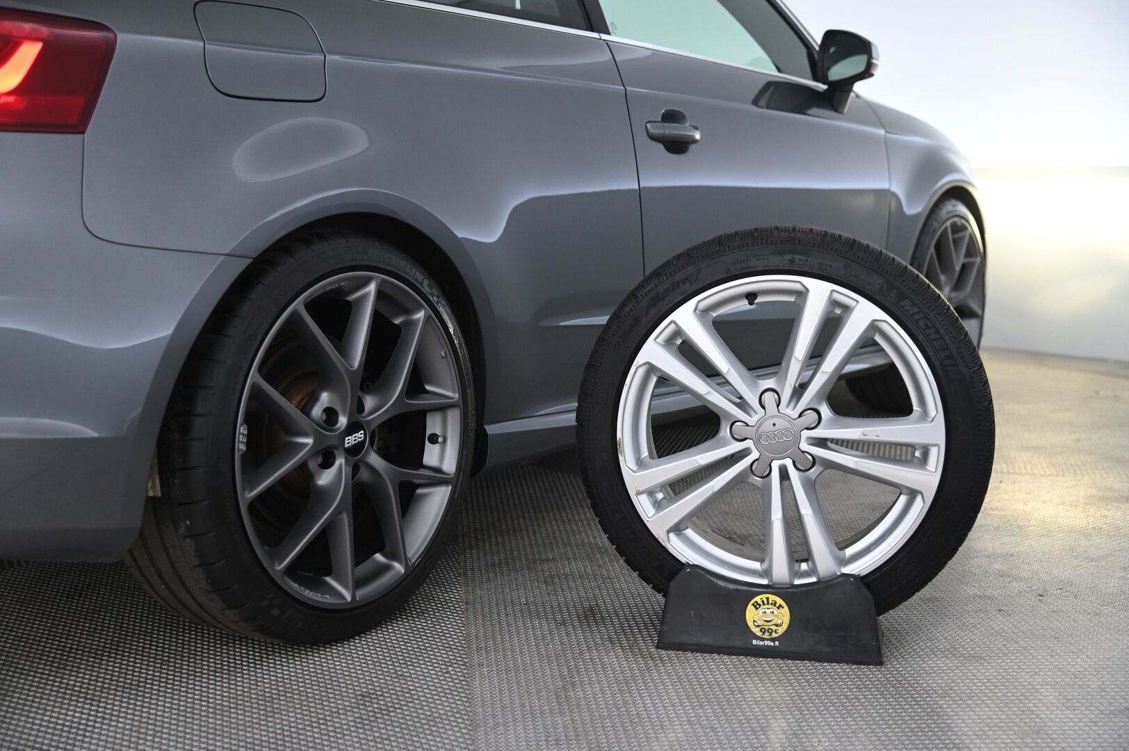 Audi S3 2013 2.0 TFSI Sportback 221 kW quattro S tronic - Juuri katsastettu & Huollettu | Bang & Olufsen | Panorama | BBS | Vähän ajettu