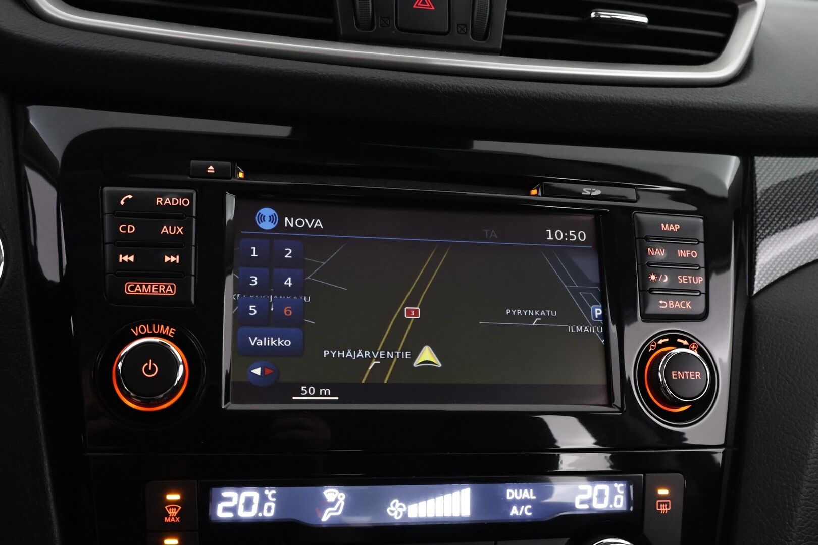 Nissan X-Trail 2015 dCi 130 Business 360 2WD Xtronic Vision Pack Technology Pack E6 - Suomiauto | Vetokoukku | 360-Kamera | BLIS | Vakkari | Metalliväri | Navi | Sähköluukku | Juuri tullut Tampereelle!
