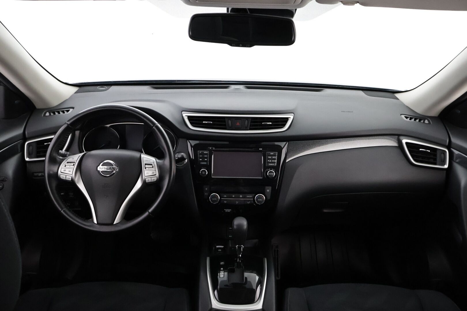 Nissan X-Trail 2015 dCi 130 Business 360 2WD Xtronic Vision Pack Technology Pack E6 - Suomiauto | Vetokoukku | 360-Kamera | BLIS | Vakkari | Metalliväri | Navi | Sähköluukku | Juuri tullut Tampereelle!