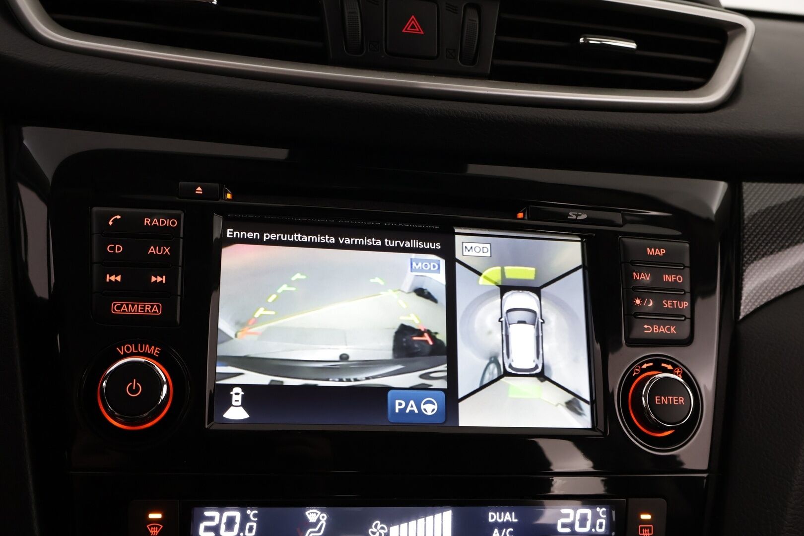 Nissan X-Trail 2015 dCi 130 Business 360 2WD Xtronic Vision Pack Technology Pack E6 - Suomiauto | Vetokoukku | 360-Kamera | BLIS | Vakkari | Metalliväri | Navi | Sähköluukku | Juuri tullut Tampereelle!