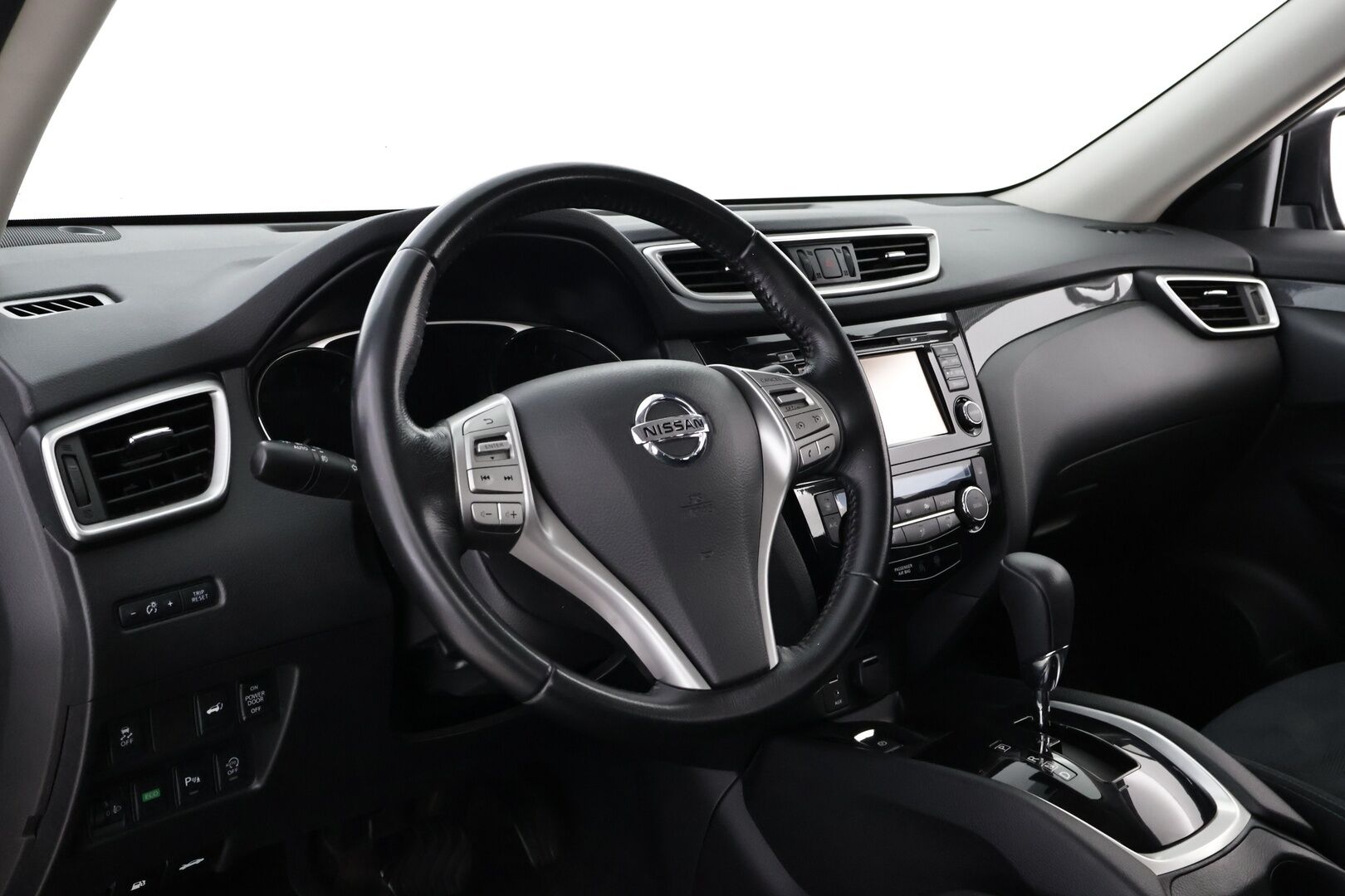 Nissan X-Trail 2015 dCi 130 Business 360 2WD Xtronic Vision Pack Technology Pack E6 - Suomiauto | Vetokoukku | 360-Kamera | BLIS | Vakkari | Metalliväri | Navi | Sähköluukku | Juuri tullut Tampereelle!