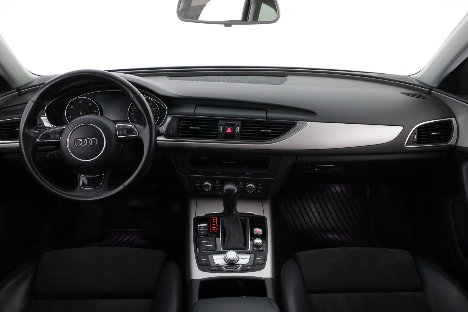 Audi A6 2016 Avant Business Sport 2,0 TDI 140 kW ultra S tronic * Vetokoukku / Nahka-Alcantara / Xenon / Audi Sound System / Vakkari - 2x Renkaat / Suomiauto / Juuri huollettu / Lohko & Sisäpistoke - HULLUT AVAJAISHULINAT KORKOTARJOUS 3,29 %