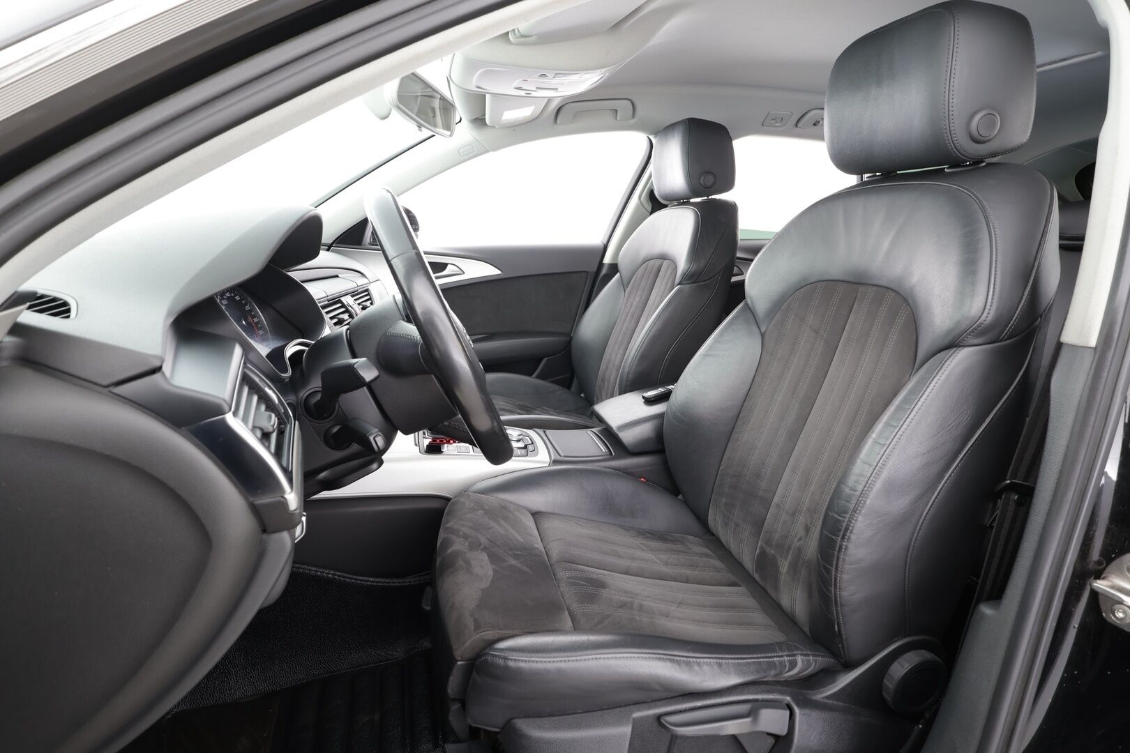 Audi A6 2016 Avant Business Sport 2,0 TDI 110 kW ultra S tronic * Koukku / Vakkari / Bluetooth / P.tutkat / Xenon / Sportpenkit * - Suomi-auto / Kahdet renkaat aluvanteilla - HULLUT AVAJAISHULINAT KORKOTARJOUS 3,29 %