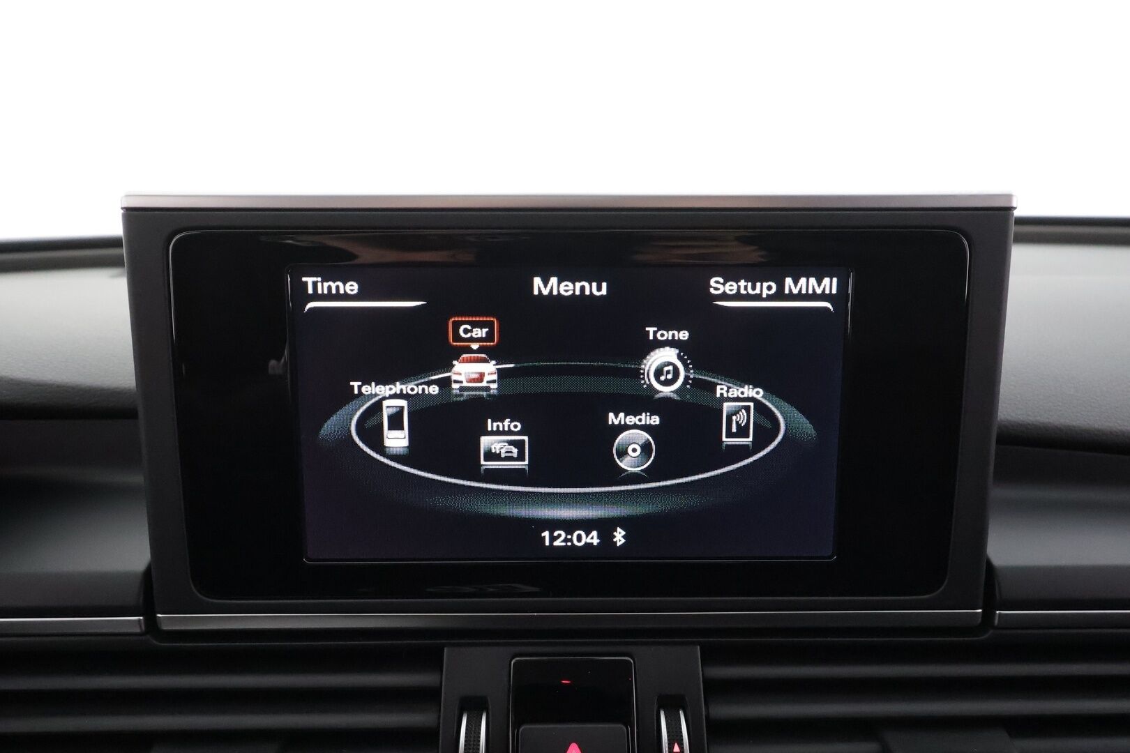 Audi A6 2016 Avant Business Sport 2,0 TDI 110 kW ultra S tronic * Koukku / Vakkari / Bluetooth / P.tutkat / Xenon / Sportpenkit * - Suomi-auto / Kahdet renkaat aluvanteilla - HULLUT AVAJAISHULINAT KORKOTARJOUS 3,29 %