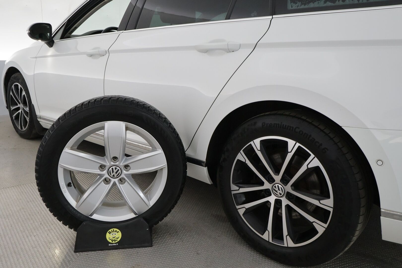 Volkswagen Passat 2016 Variant Highline 1,6 TDI 88 kW (120 hv) DSG-automaatti - Suomiauto / Webasto / Adapt.Vakkari / Vetokoukku / Navigointi / Apple&Android / Adapt.LED / Nahka-Alcantara / Hyvin varusteltu!