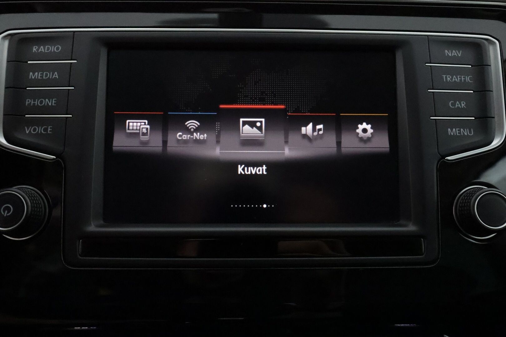 Volkswagen Passat 2016 Variant Highline 1,6 TDI 88 kW (120 hv) DSG-automaatti - Suomiauto / Webasto / Adapt.Vakkari / Vetokoukku / Navigointi / Apple&Android / Adapt.LED / Nahka-Alcantara / Hyvin varusteltu!