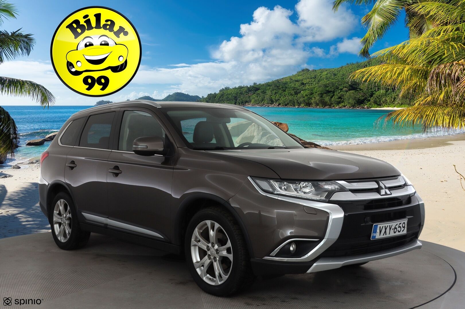 Mitsubishi Outlander 2016 2,2 DI-D Instyle NAVI AT 4WD 7P Business * ACC / P.kamera / Koukku / Webasto / Sähköpenkki * - Suomi-auto / Kahdet renkaat aluvanteilla - HULLU BLACKWEEK KORKOTARJOUS 2,49%