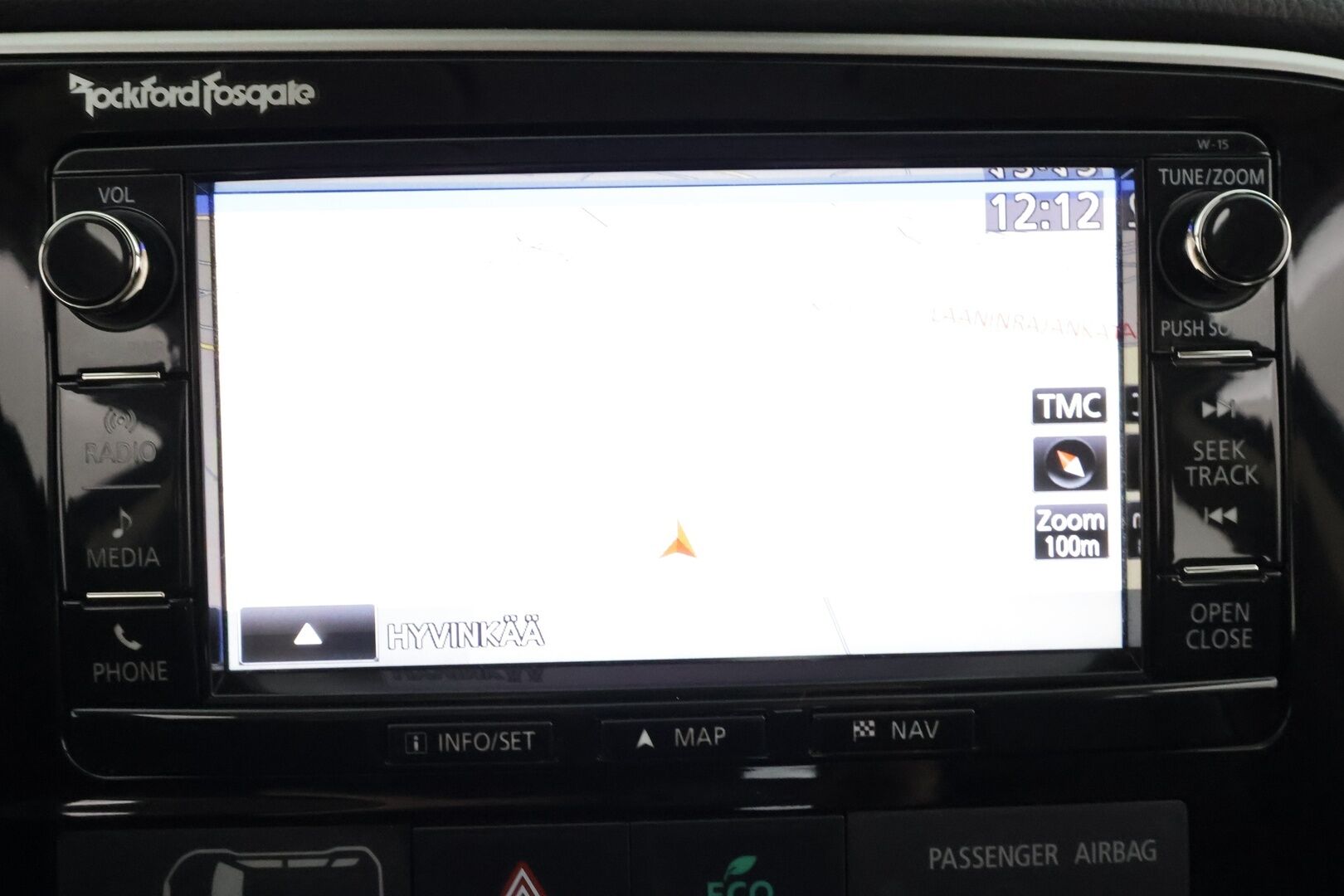 Mitsubishi Outlander 2016 2,2 DI-D Instyle NAVI AT 4WD 7P Business * ACC / P.kamera / Koukku / Webasto / Sähköpenkki * - Suomi-auto / Kahdet renkaat aluvanteilla - HULLU BLACKWEEK KORKOTARJOUS 2,49%