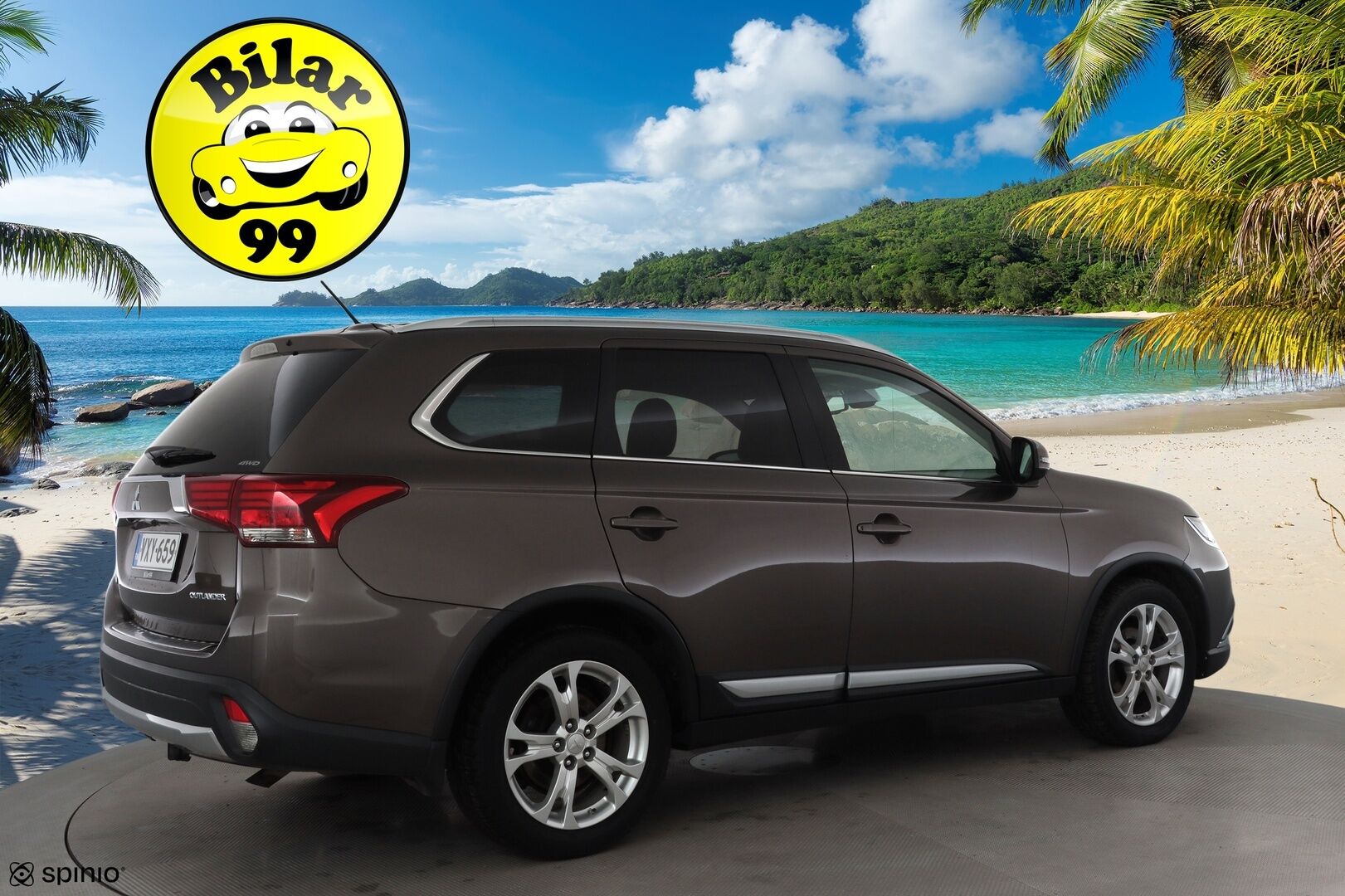 Mitsubishi Outlander 2016 2,2 DI-D Instyle NAVI AT 4WD 7P Business * ACC / P.kamera / Koukku / Webasto / Sähköpenkki * - Suomi-auto / Kahdet renkaat aluvanteilla - HULLU BLACKWEEK KORKOTARJOUS 2,49%