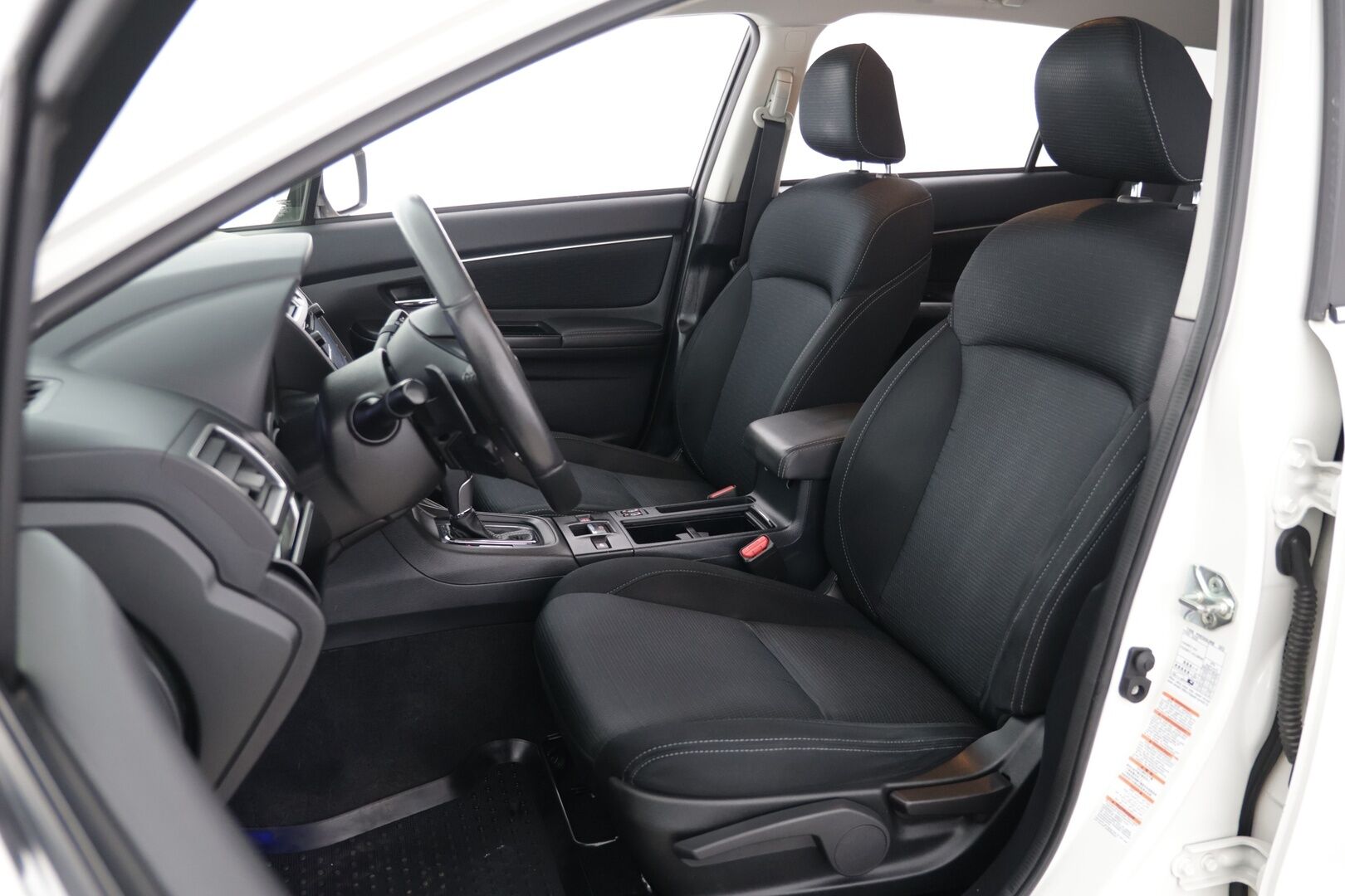 Subaru Levorg 2016 1,6i GT CVT - Neliveto / Vetokoukku / Vakkari / Täydellinen huoltokirja