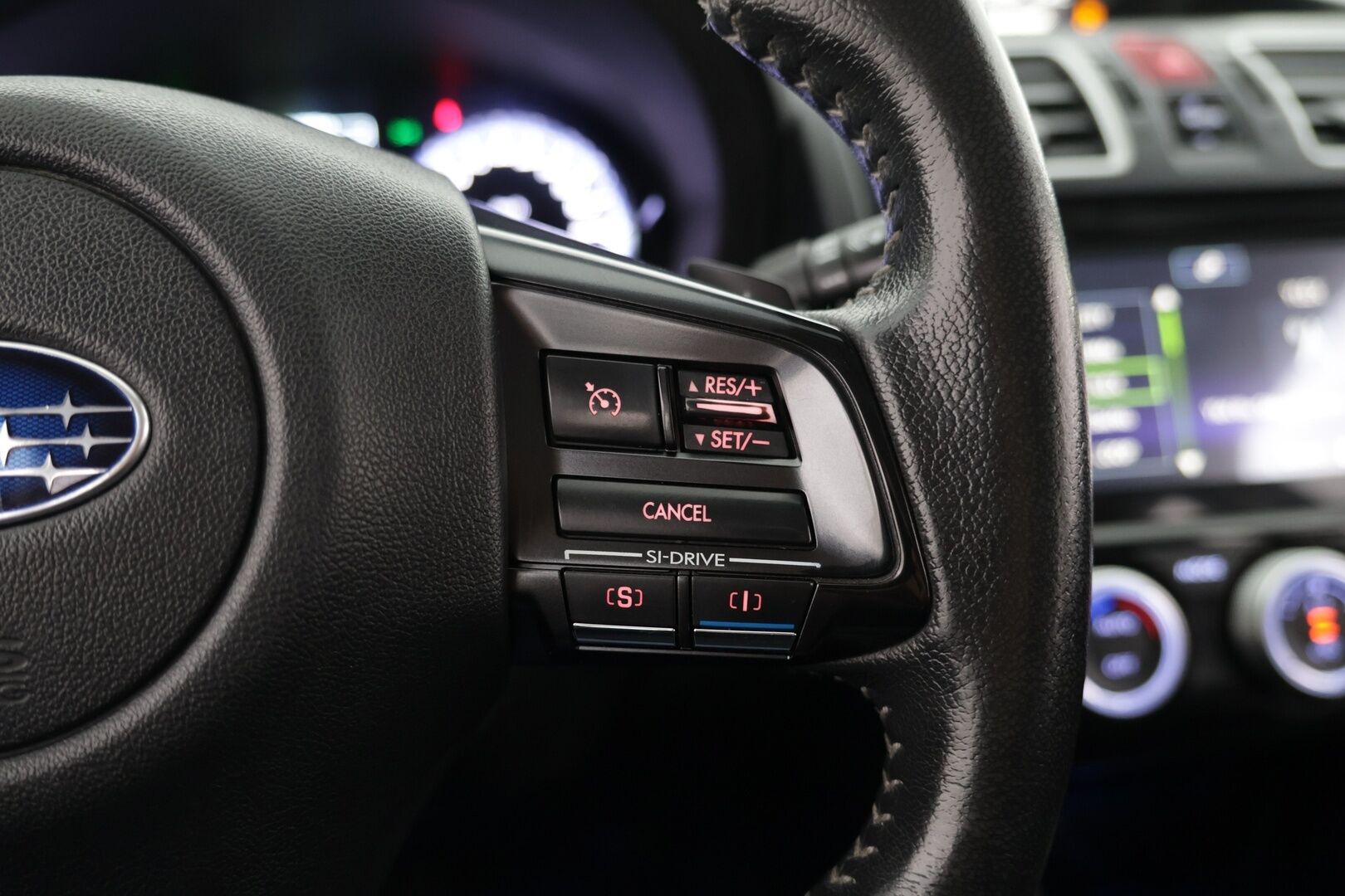 Subaru Levorg 2016 1,6i GT CVT - Neliveto / Vetokoukku / Vakkari / Täydellinen huoltokirja