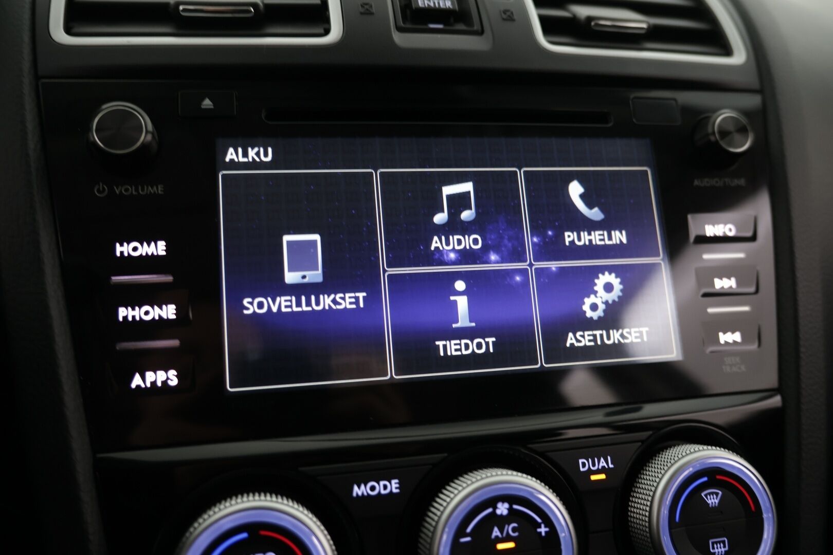 Subaru Levorg 2016 1,6i GT CVT - Neliveto / Vetokoukku / Vakkari / Täydellinen huoltokirja